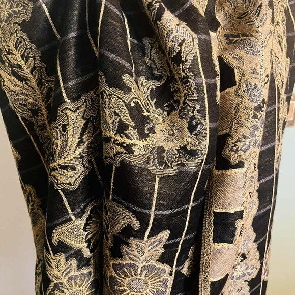 Vintage Pashmina Viscose Shawl 1990s, Black & Gold Floral Jacquard, Large - Picture 7 of 15